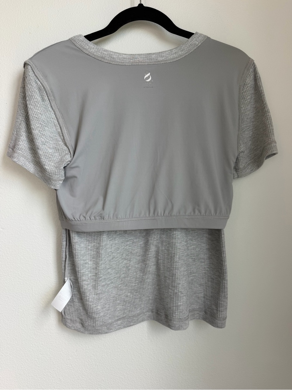 Lou & Grey Built In Bra Ribbed Crewneck Tee - Picture 3 of 6